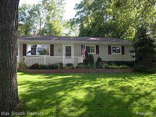 132 Lysander Street Rochester, MI 48307 - Photo 1 of 1 132 Lysander