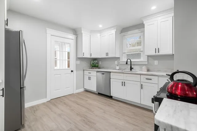 $430,000 | 7 Dudley Hill Road, Dudley, MA 01571