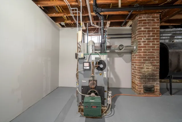 $430,000 | 7 Dudley Hill Road, Dudley, MA 01571