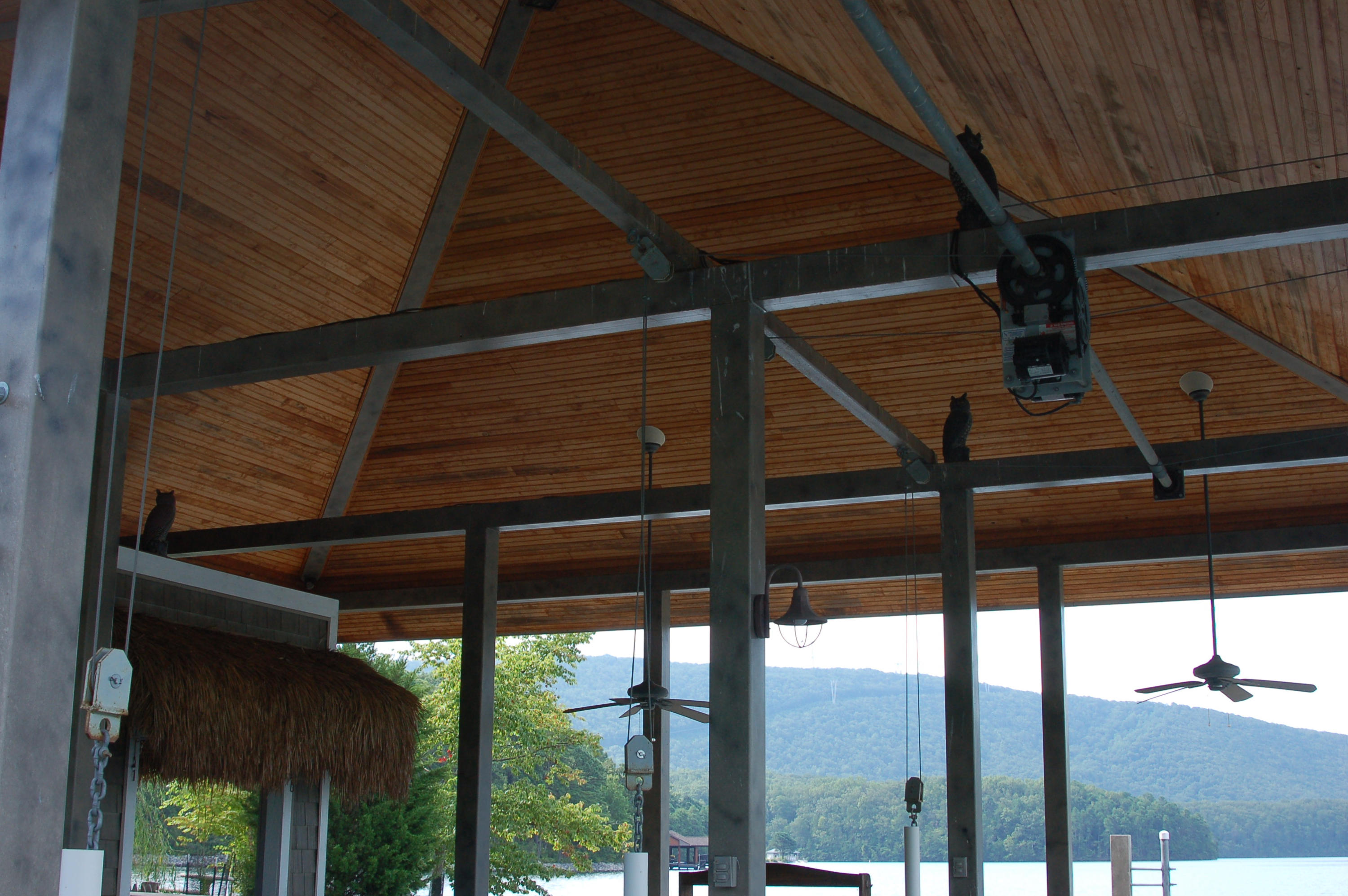 143 Thunder Ridge Road Huddleston, VA 24104 - Photo 13 of 93 Steel construction, towering dockceiling