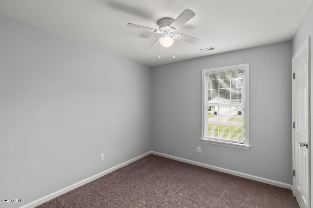 326 Running Road Jacksonville, NC 28546 - Photo 17 of 30 17