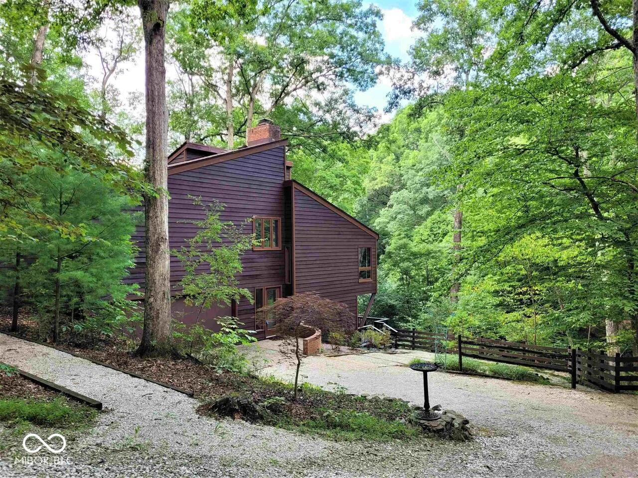 3177 North Russell Road Bloomington, IN 47408 - Photo 2 of 34