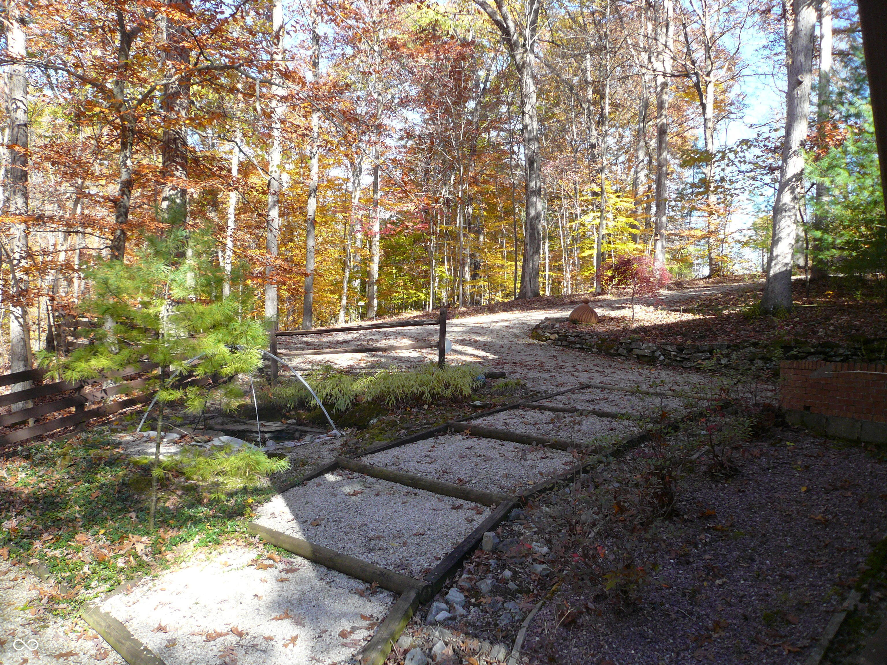 3177 North Russell Road Bloomington, IN 47408 - Photo 4 of 34