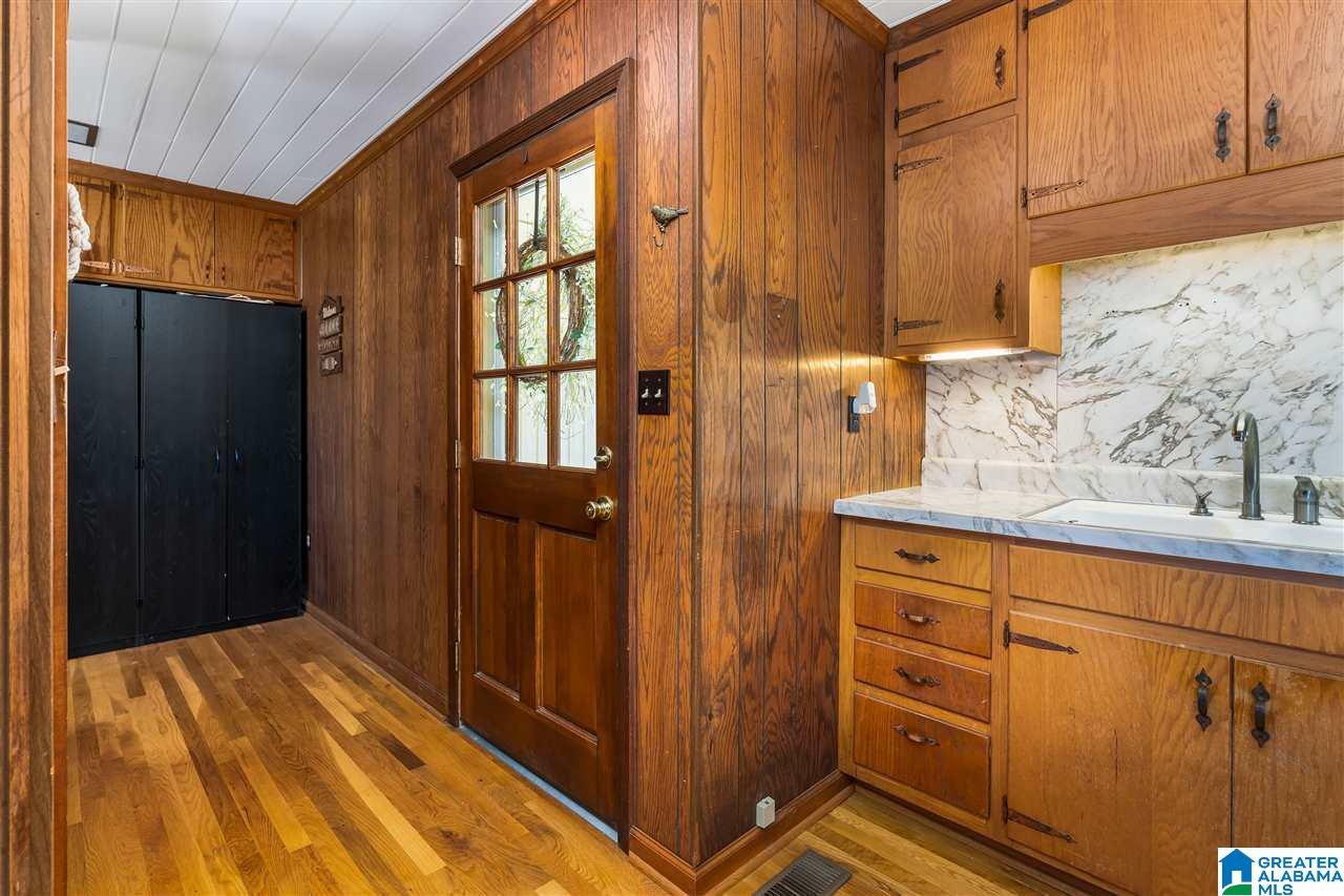 244 Lakeshore Lane Oneonta, AL 35121 - Photo 12 of 23