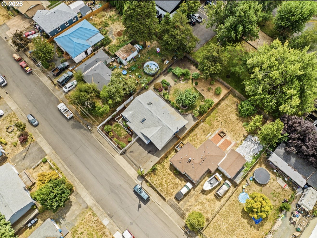 1995 Scott Road Springfield, OR 97477 - Photo 41 of 43 an aerial view of residential house with outdoor space