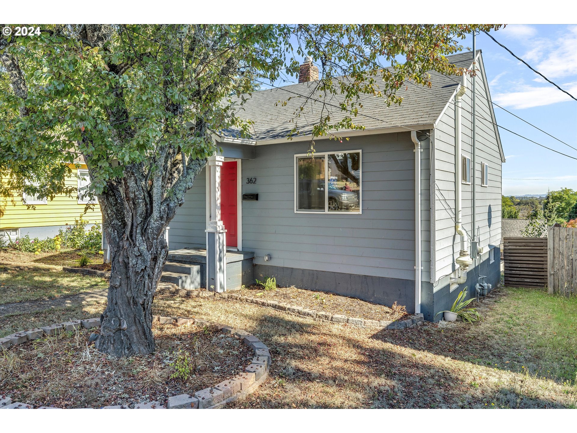 362 Southwest Oak Street Willamina, OR 97396 - Photo 4 of 34