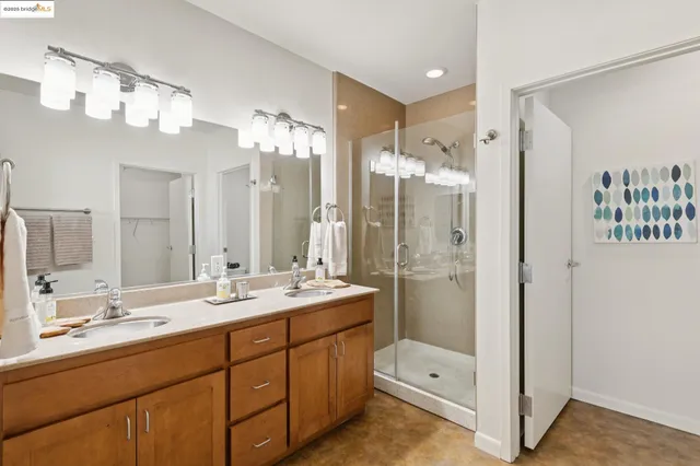 $739,500 | 428 Alice Street, Unit 817, Oakland, CA 94607