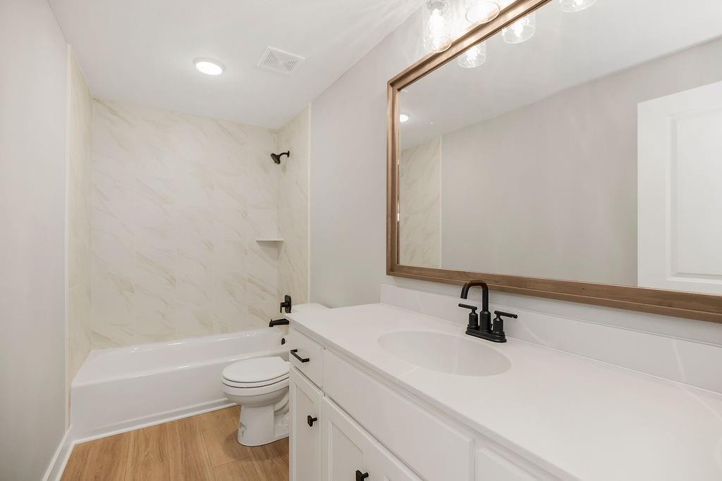 12472 South Barth Road Olathe, KS 66061 - Photo 29 of 60