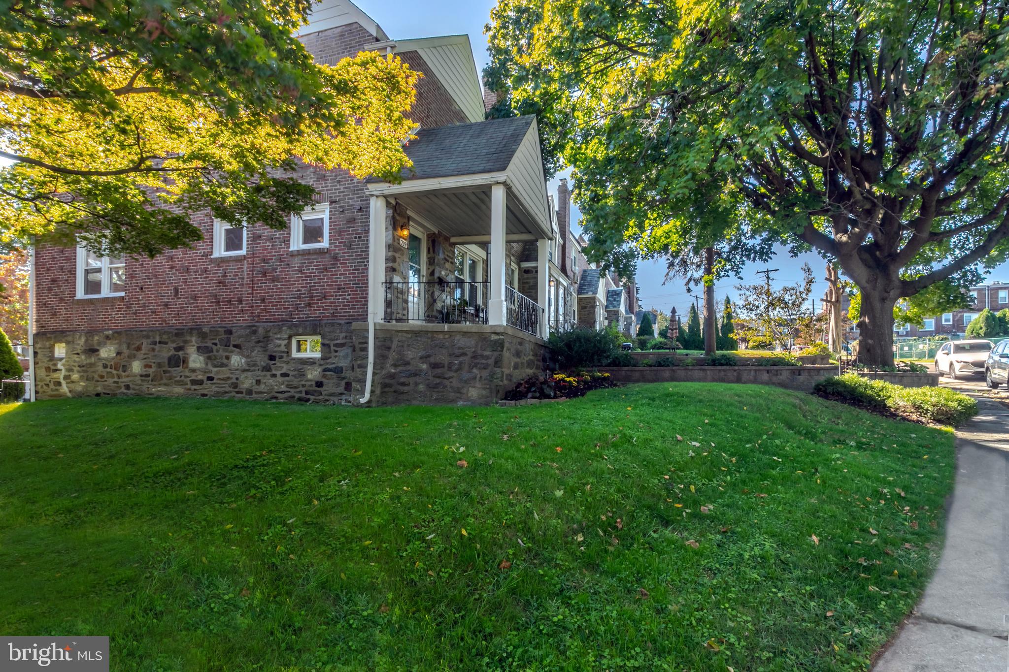 219 St Laurence Road Upper Darby, PA 19082 - Photo 3 of 24 Gallery Image 3