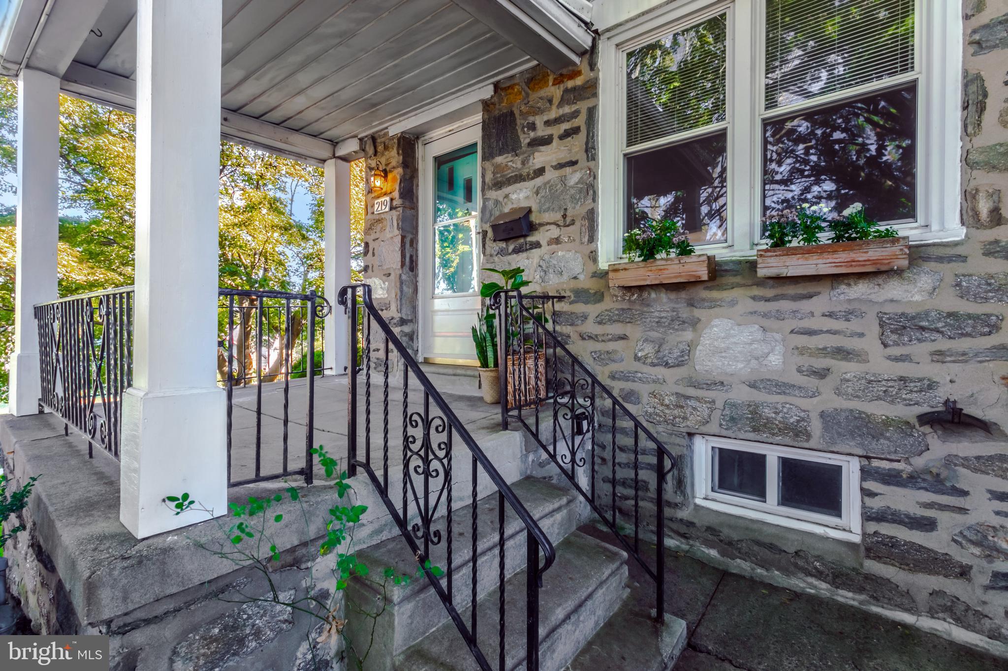 219 St Laurence Road Upper Darby, PA 19082 - Photo 5 of 24 Gallery Image 5