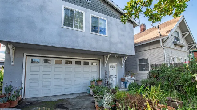 $1,150,000 | 69 Echo Avenue, Oakland, CA 94611