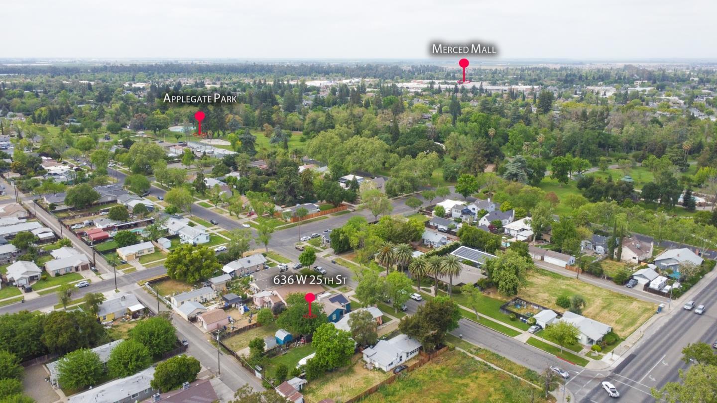 636 West 25th Street Merced, CA 95340 - Photo 31 of 31 an aerial view of multiple house