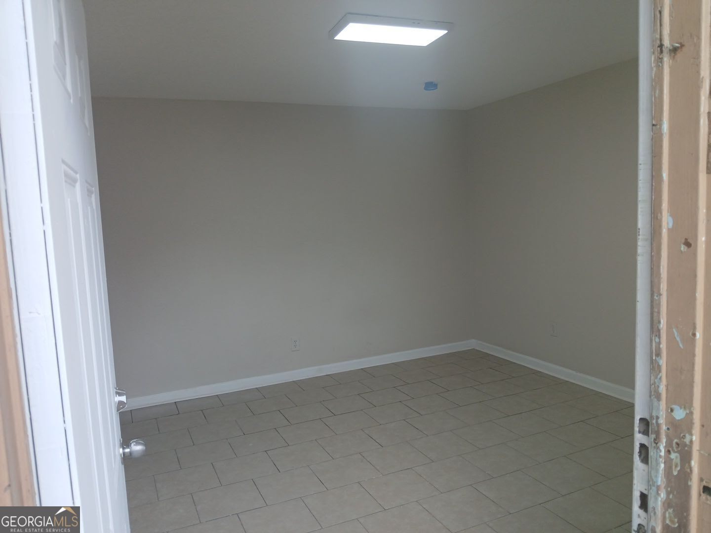 434 Mellon Street Columbus, GA 31903 - Photo 10 of 12 a view of a small space