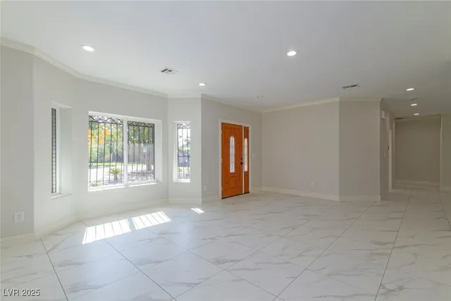 $6,000 | 60 East Levi Avenue, Las Vegas, NV 89183