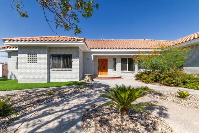 $6,000 | 60 East Levi Avenue, Las Vegas, NV 89183