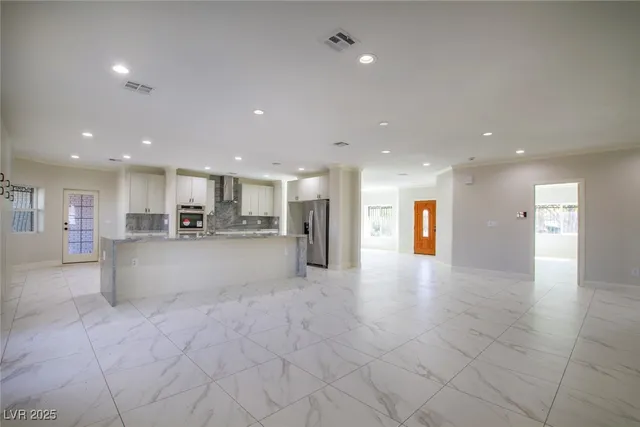 $6,000 | 60 East Levi Avenue, Las Vegas, NV 89183