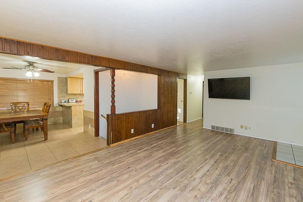902 Valley Street Rock Springs, WY 82901 - Photo 9 of 41