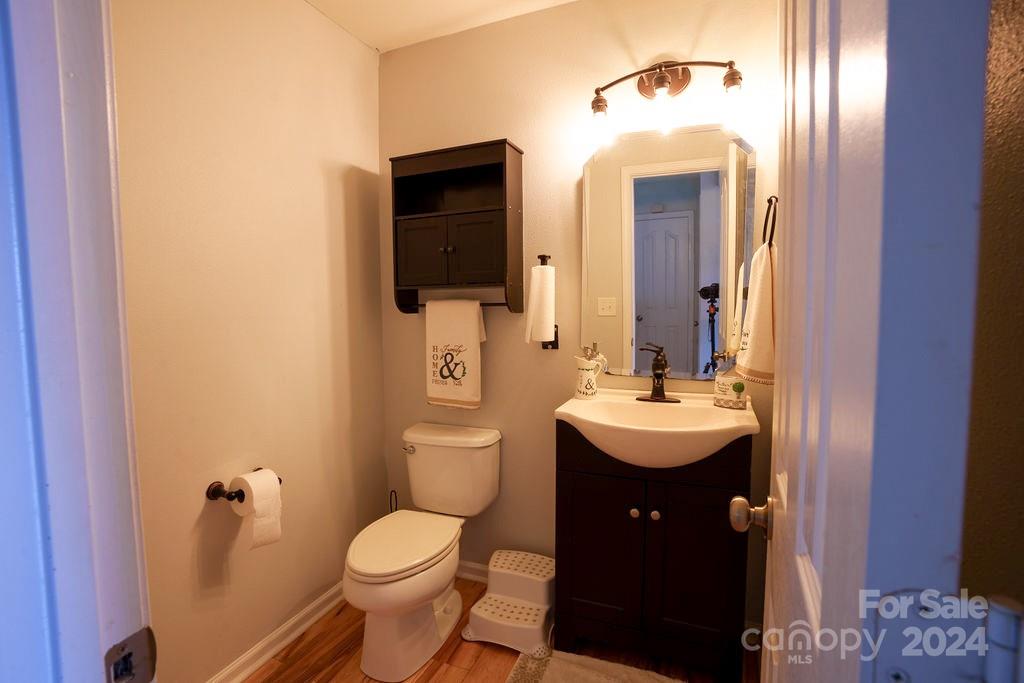 9310 Carrot Patch Drive Charlotte, NC 28216 - Photo 5 of 18