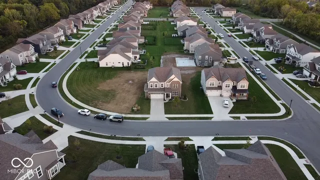 $468,900 | 8433 Hidden Meadow Pass, McCordsville, IN 46055