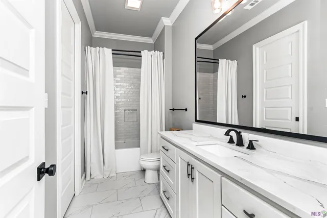 $599,000 | 37359 Cypress Hollow Avenue, Prairieville, LA 70769