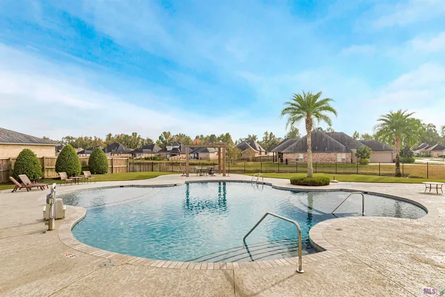 $599,000 | 37359 Cypress Hollow Avenue, Prairieville, LA 70769