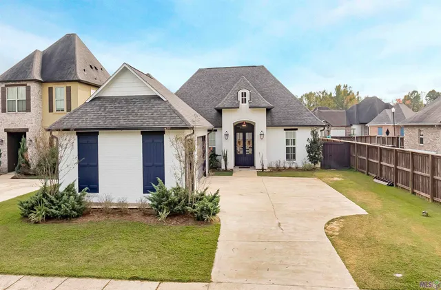 $599,000 | 37359 Cypress Hollow Avenue, Prairieville, LA 70769