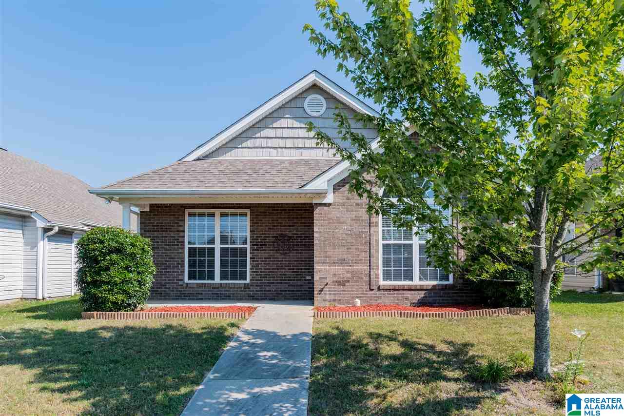 2017 Village Lane Calera, AL 35040 - Photo 2 of 27