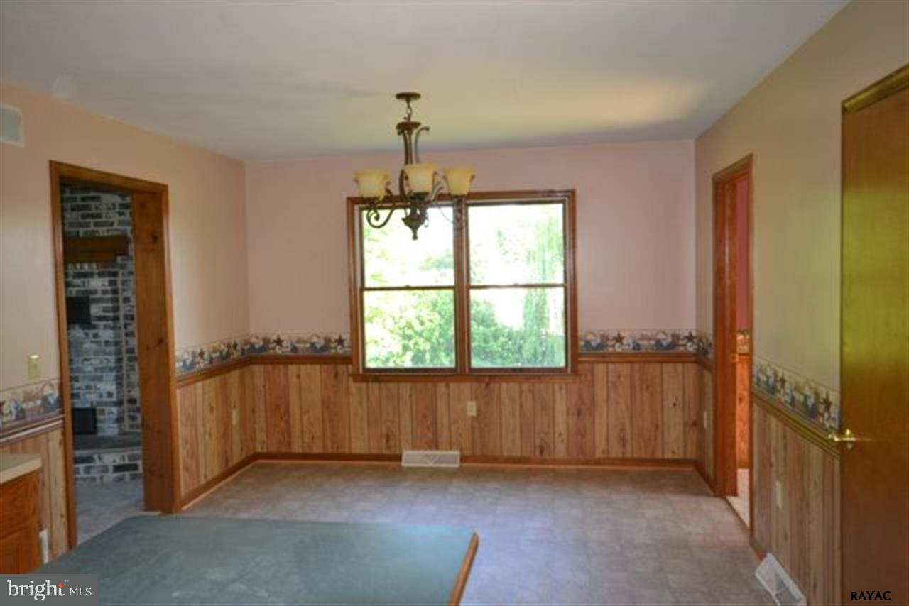 414 Nealy Road Newville, PA 17241 - Photo 4 of 23 Gallery Image 4