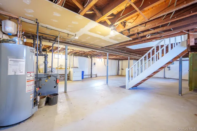 $929,000 | 123 Nugent Street, New Hyde Park, NY 11040