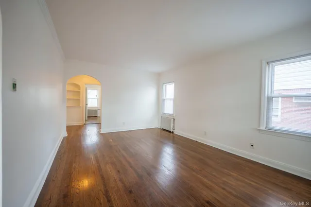 $929,000 | 123 Nugent Street, New Hyde Park, NY 11040