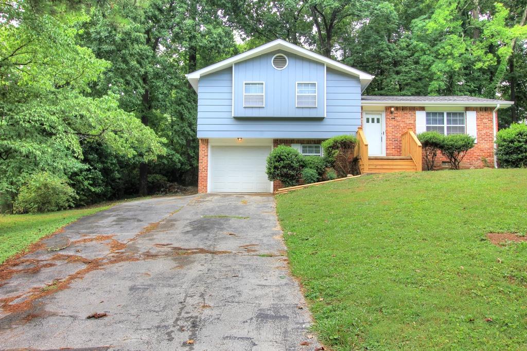8937 Drake Parkway Road Chattanooga, TN 37416 - Photo 3 of 25 8937 Drake Pkwy Rd (3)