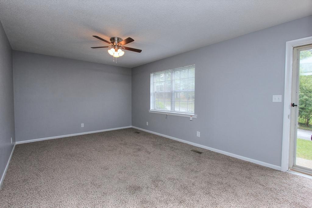 8937 Drake Parkway Road Chattanooga, TN 37416 - Photo 5 of 25 8937 Drake Pkwy Rd (4)