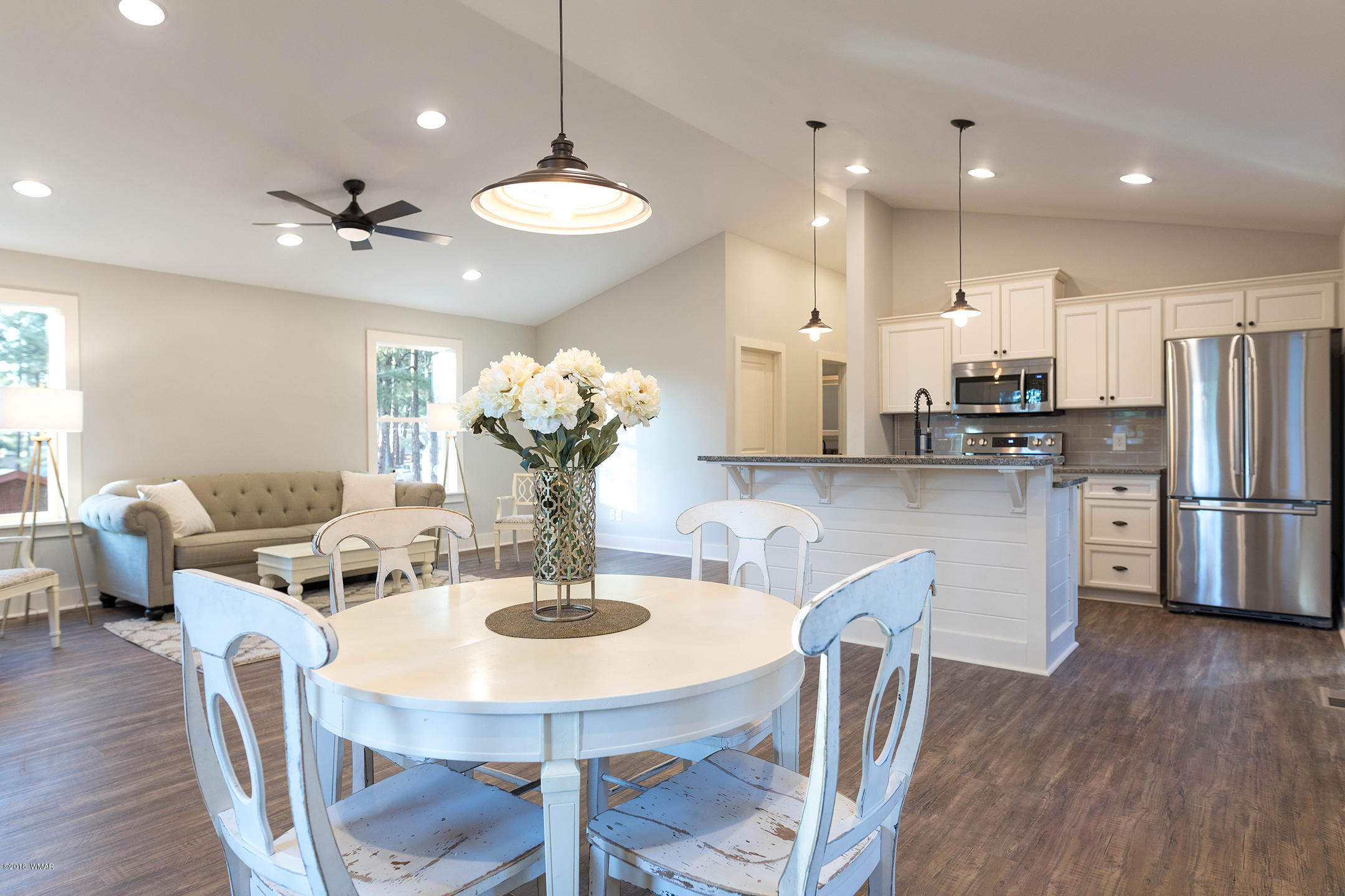 4560 West Rogers Drive Show Low, AZ 85901 - Photo 4 of 8