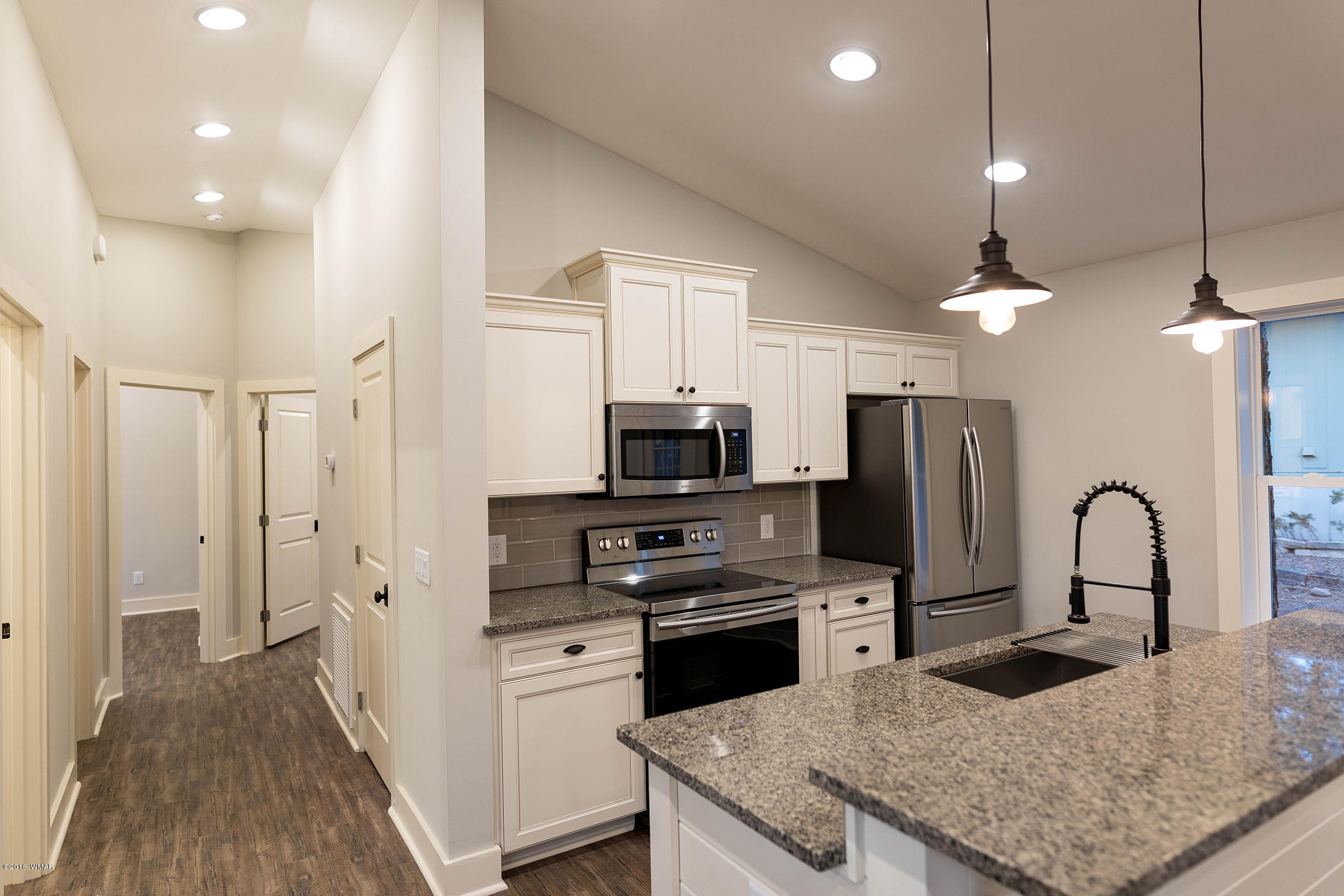 4560 West Rogers Drive Show Low, AZ 85901 - Photo 6 of 8