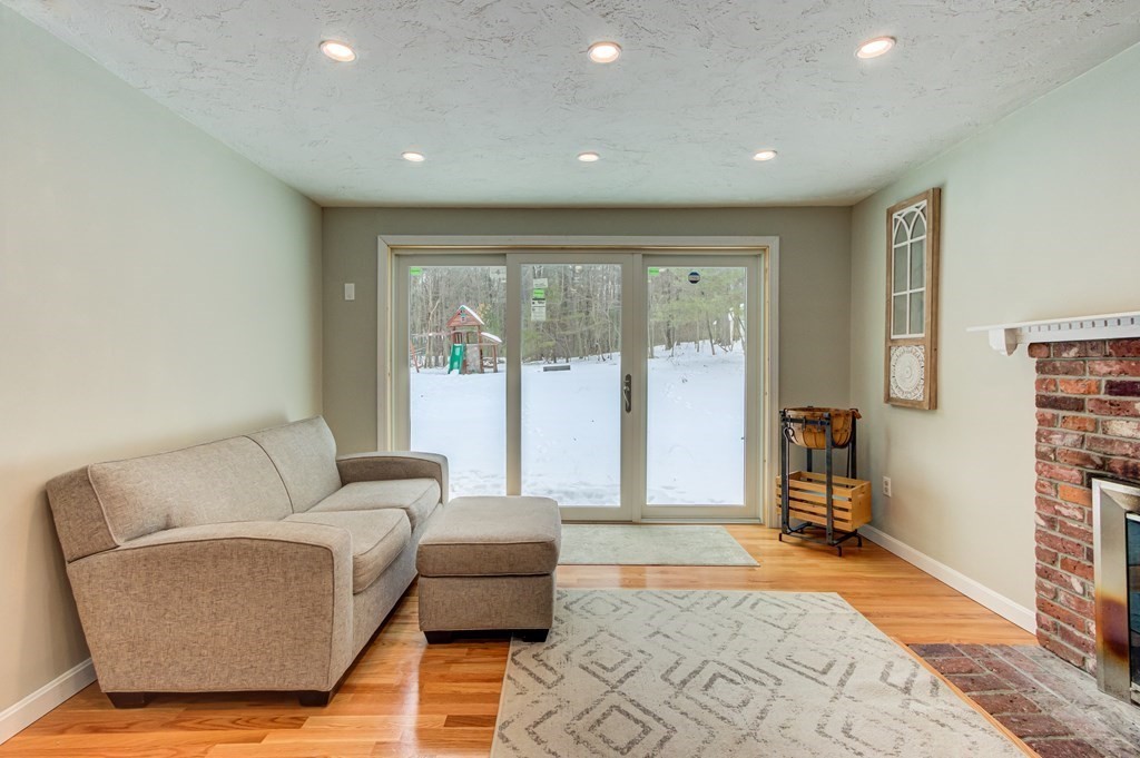 400 Sterling Road Holden, MA 01522 - Photo 17 of 42