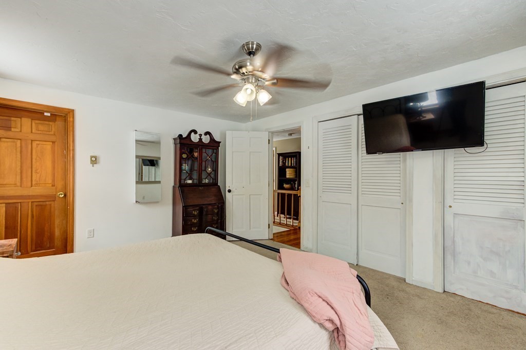 400 Sterling Road Holden, MA 01522 - Photo 24 of 42