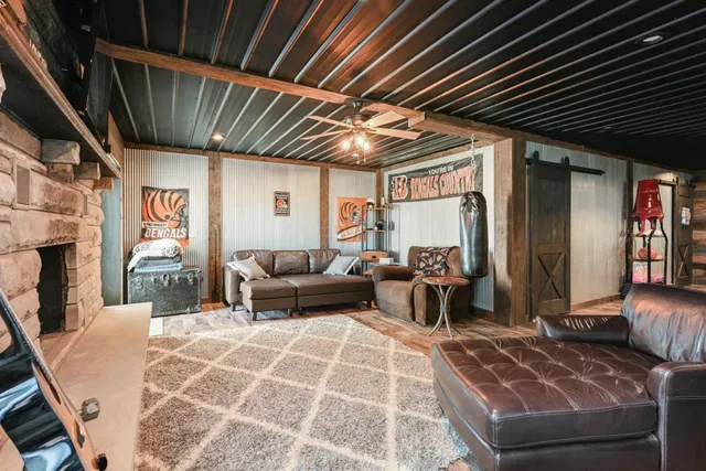 $439,900 | 1400 Highway 129, Versailles, IN 47042