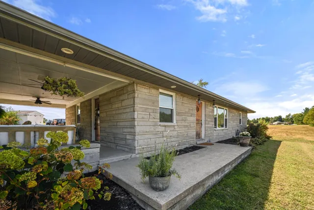 $439,900 | 1400 Highway 129, Versailles, IN 47042