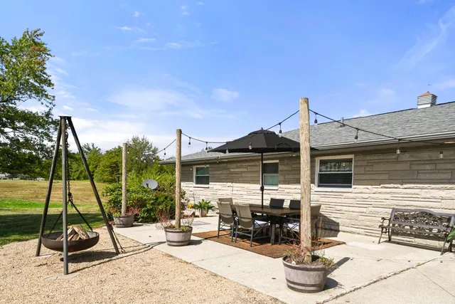 $439,900 | 1400 Highway 129, Versailles, IN 47042