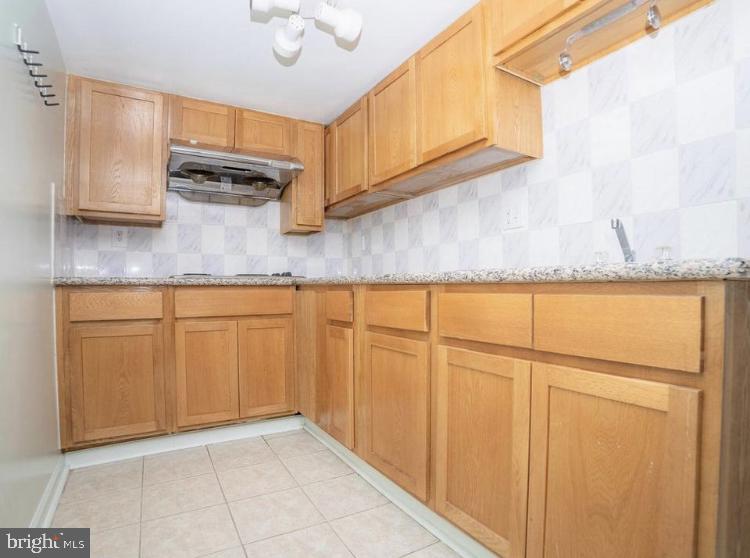 29 Springton Road Upper Darby, PA 19082 - Photo 42 of 43