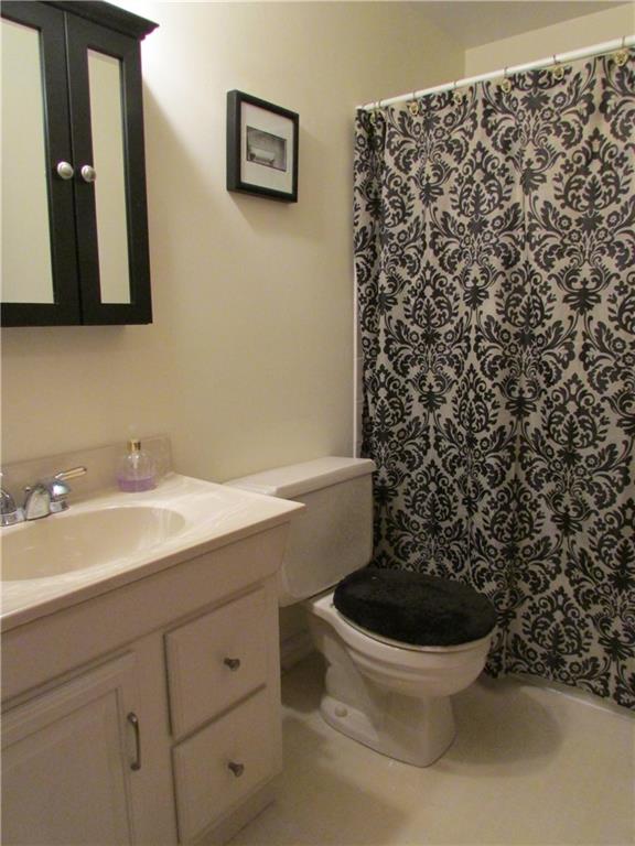 2013 Clearfork Road Bridgeville, PA 15017 - Photo 11 of 23 Gallery Image 11
