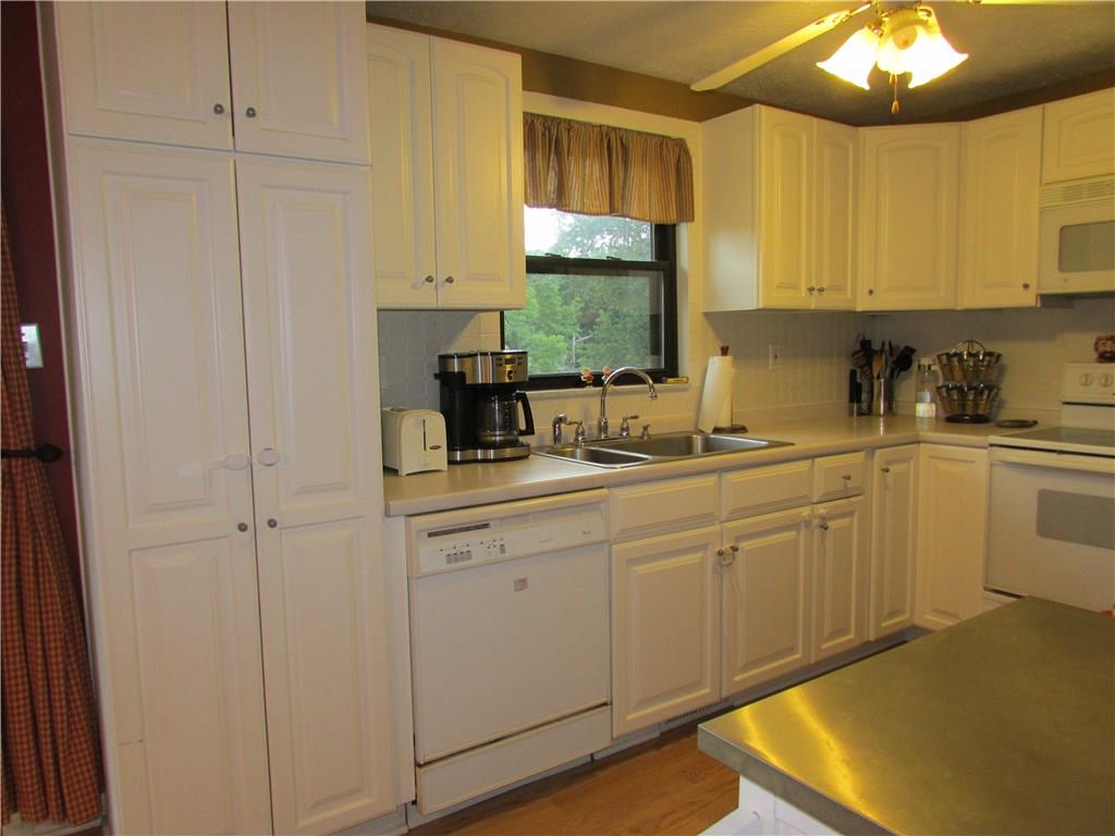 2013 Clearfork Road Bridgeville, PA 15017 - Photo 14 of 23 Gallery Image 14