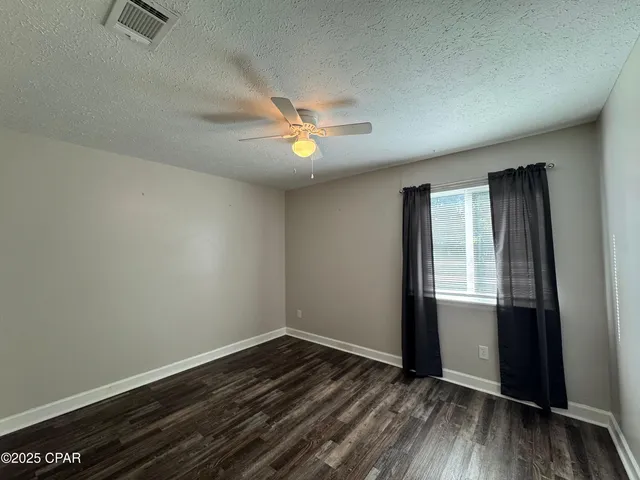 $1,200 | 2507 West 10th Street, Unit B, Panama City, FL 32401