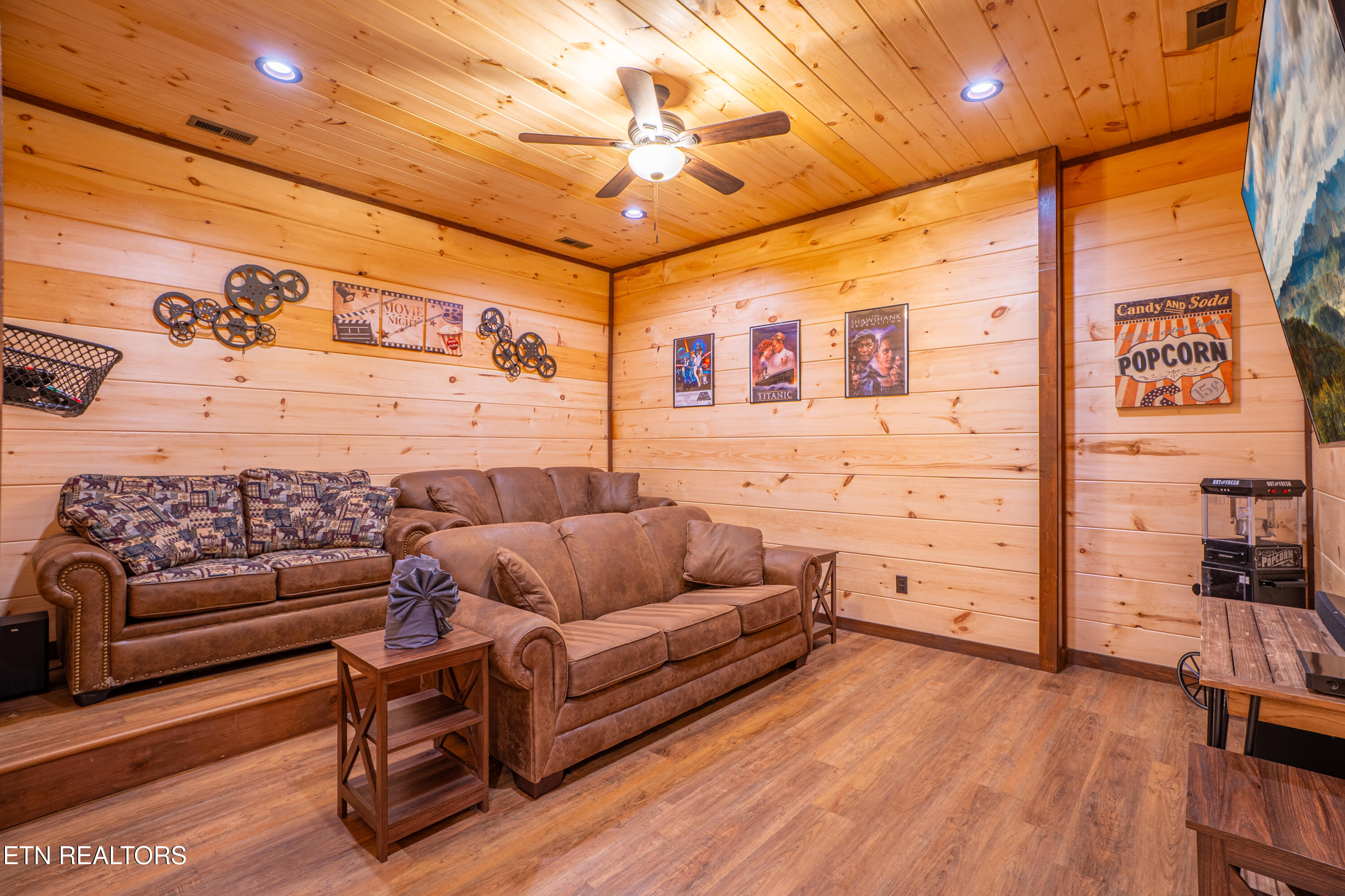 2446 Misty Shadows Drive Sevierville, TN 37862 - Photo 11 of 22 1000006587