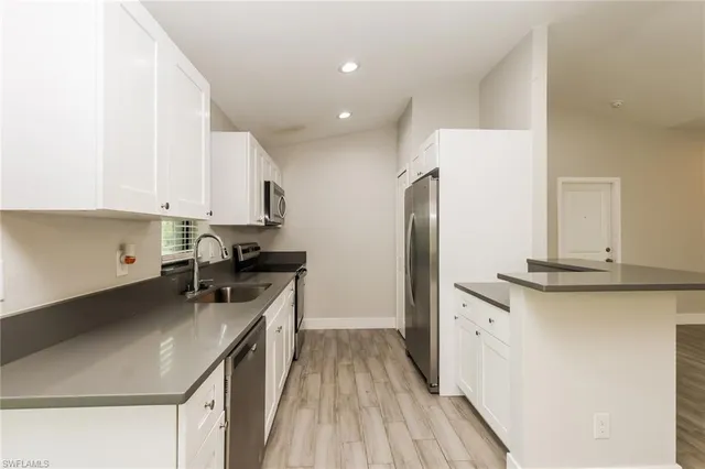 $2,140 | 524 Lone Star Lane, Lehigh Acres, FL 33974