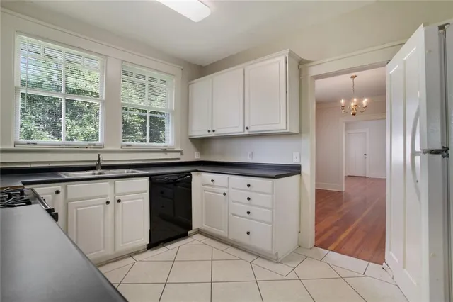 $2,560 | 5519 South Liberty Street, New Orleans, LA 70115