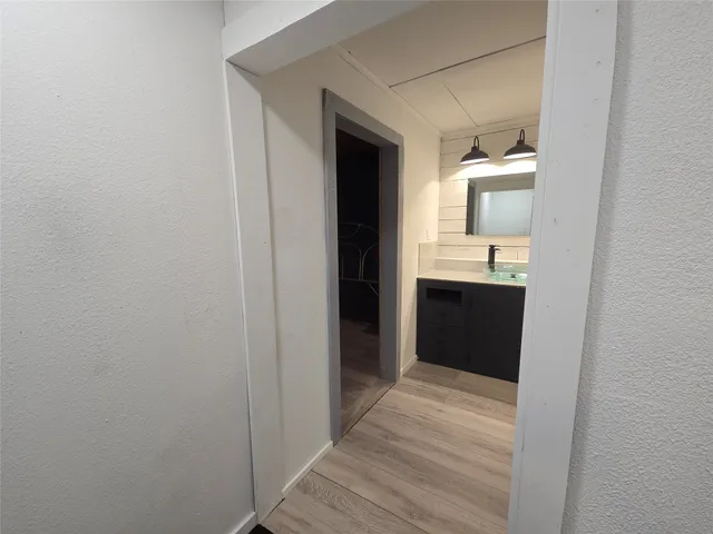 $239,999 | 1045 Vine Drive, Angleton, TX 77515