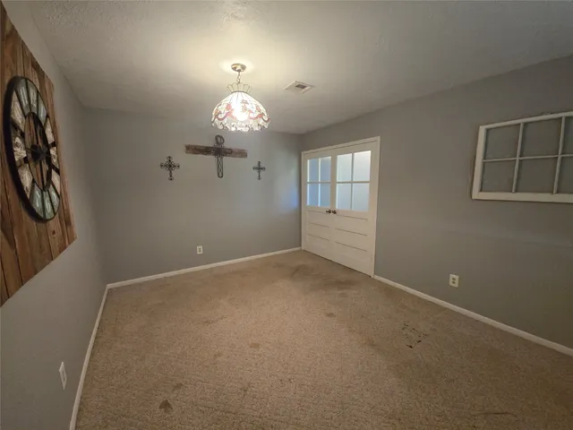 $224,999 | 1045 Vine Drive, Angleton, TX 77515