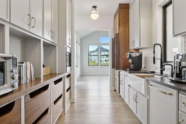 $2,375,000 | 16542 46th Place North, Plymouth, MN 55446