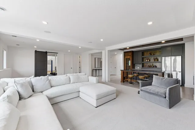 $2,375,000 | 16542 46th Place North, Plymouth, MN 55446